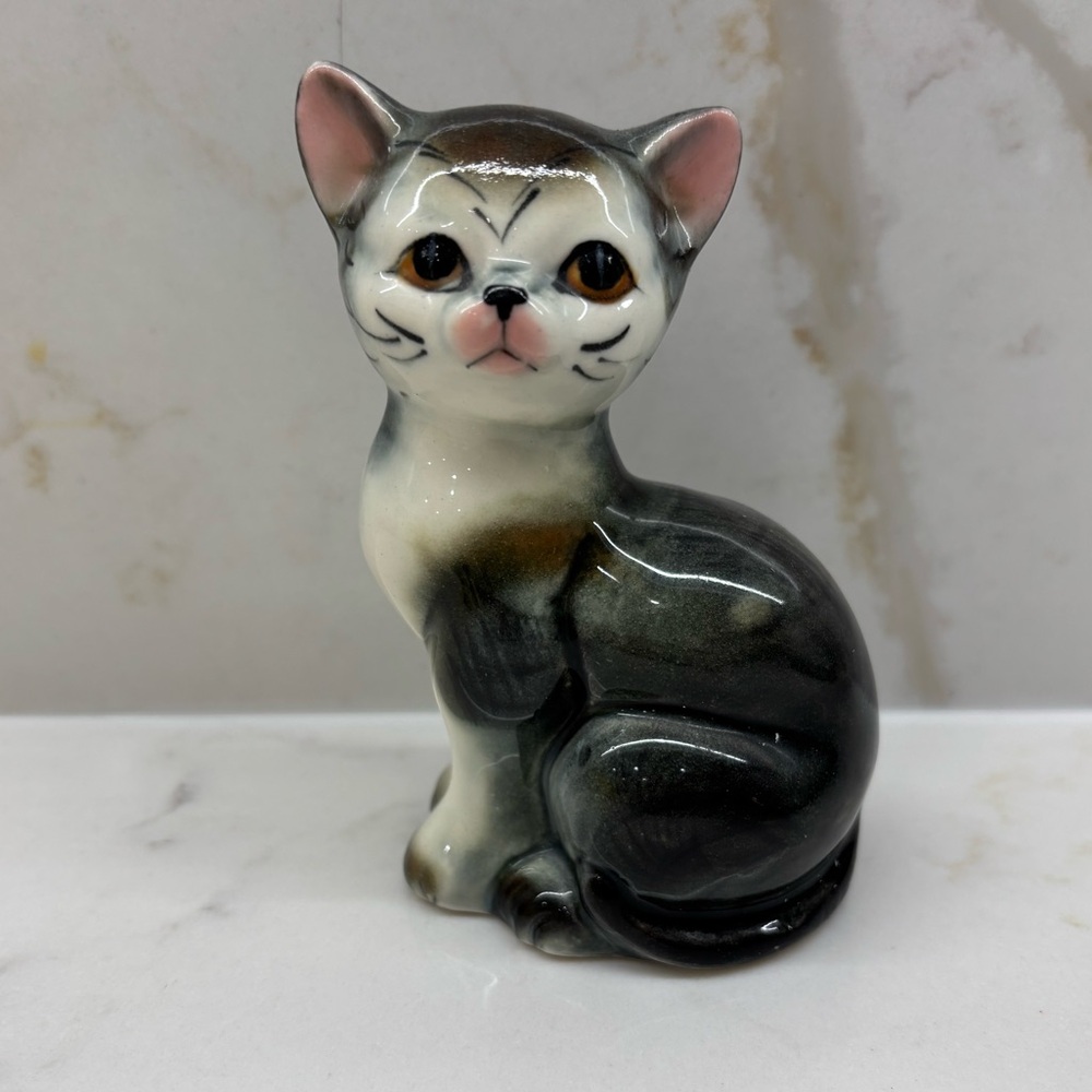 Vintage Nippon Yoko Boeki Porcelain Cat Kitten Figurine Grey & White MCM